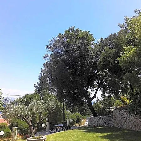فندق Aggeliki
