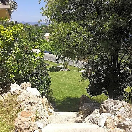 Aggeliki فندق 2*